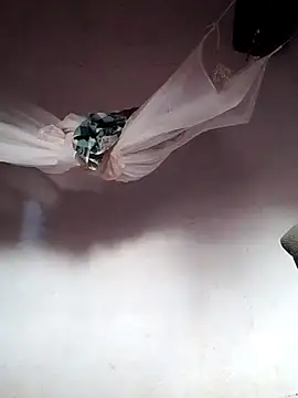 Snapshot of shape30 chatting on 02.18.25 shape30 online show from 02.18.25