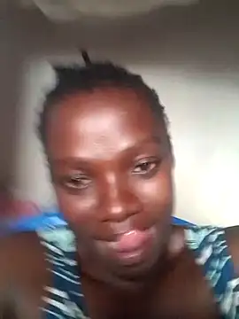 Snapshot of shape30 chatting on 03.05.25 shape30 online show from 03.05.25