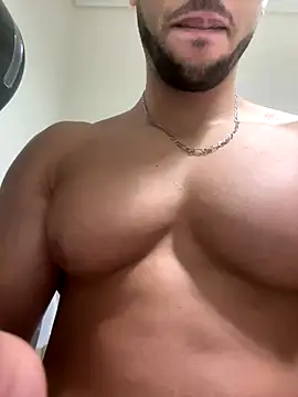 Snapshot of pimentfort77 chatting on 10.29.25 pimentfort77 online show from 10.29.25