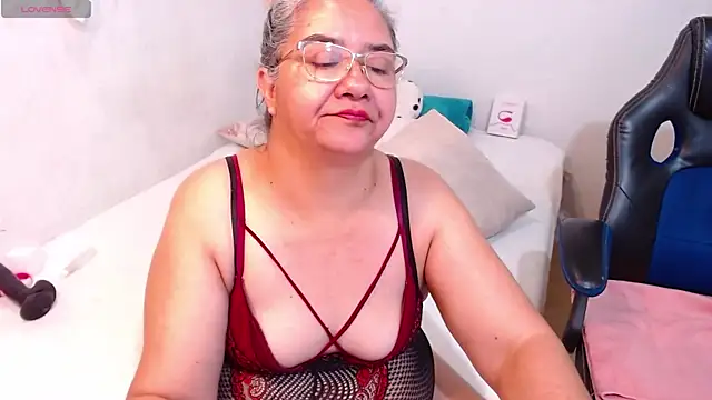 scaelettdubois online show from 01.27.25