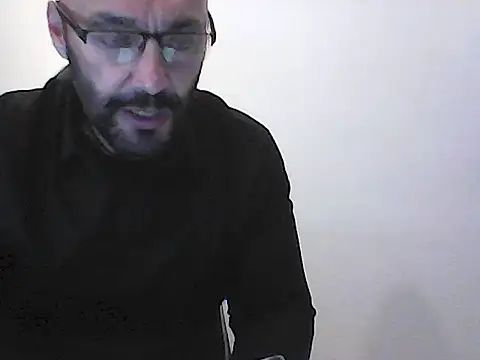 Snapshot of Kalel17073 chatting on 06.15.26 Kalel17073 online show from 06.15.26