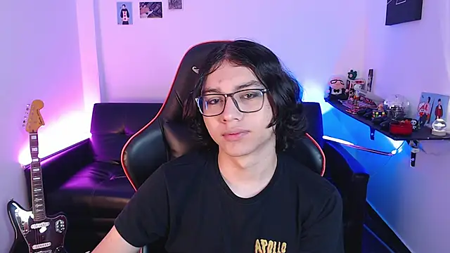 malik harrison   online show from 12.10.24