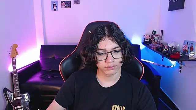 malik harrison   online show from 12.10.24