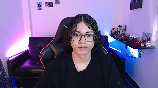 malik harrison   online show from 12.23.24