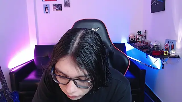 malik harrison   online show from 12.24.24