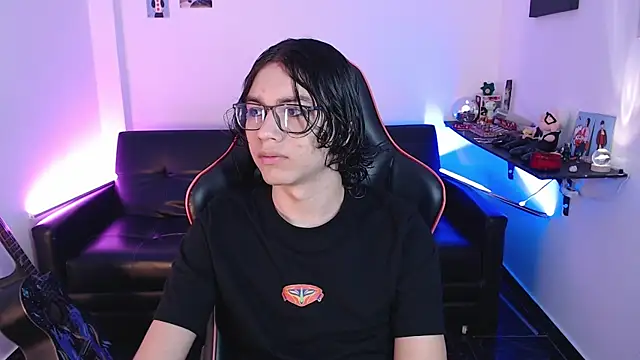 malik harrison   online show from 12.26.24