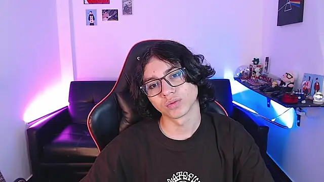 malik harrison   online show from 01.01.25