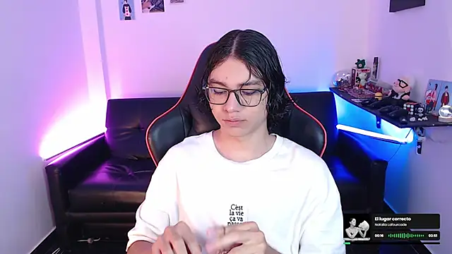 malik harrison   online show from 01.10.25