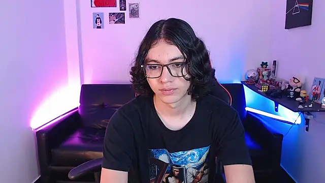 malik harrison   online show from 02.05.25