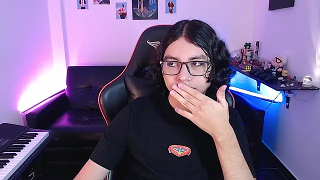 malik harrison   online show from 02.07.25