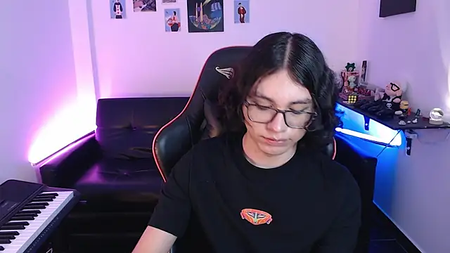 malik harrison   online show from 02.07.25