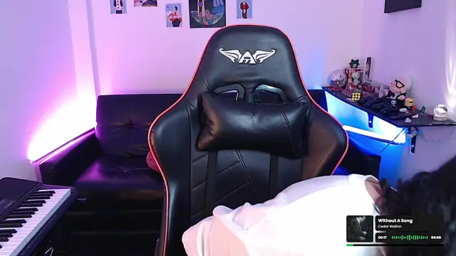 malik harrison   online show from 02.08.25