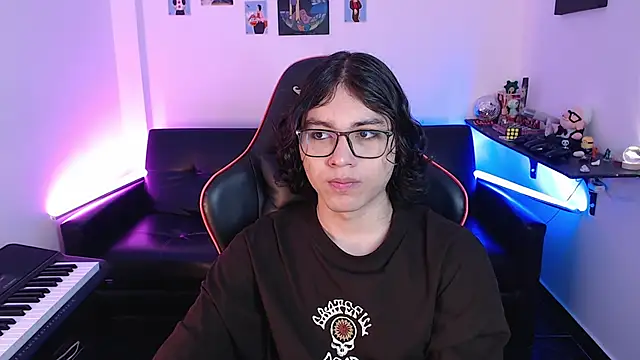 malik harrison   online show from 02.14.25