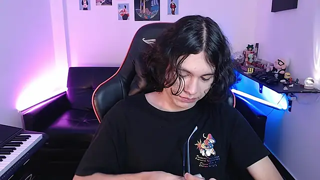 malik harrison   online show from 02.15.25