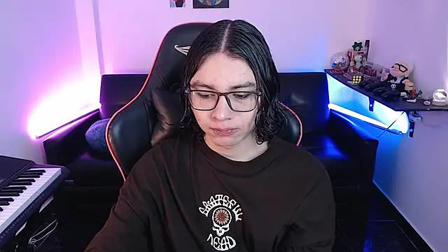 malik harrison   online show from 02.21.25