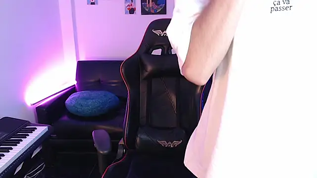 malik harrison   online show from 02.27.25