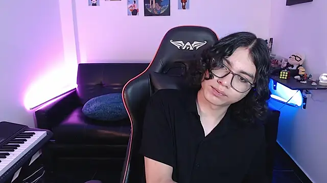 malik harrison   online show from 02.28.25