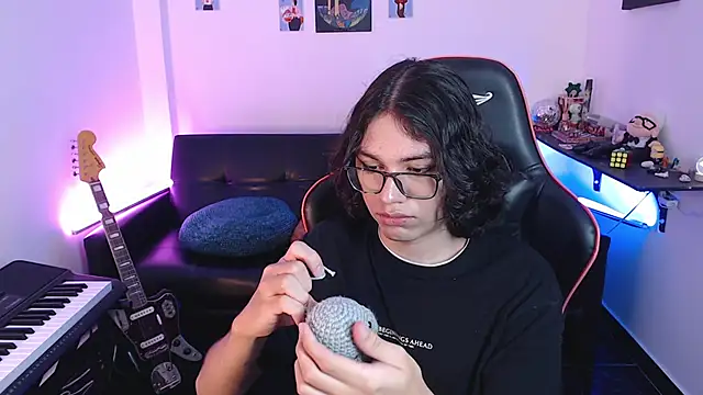 malik harrison   online show from 03.05.25