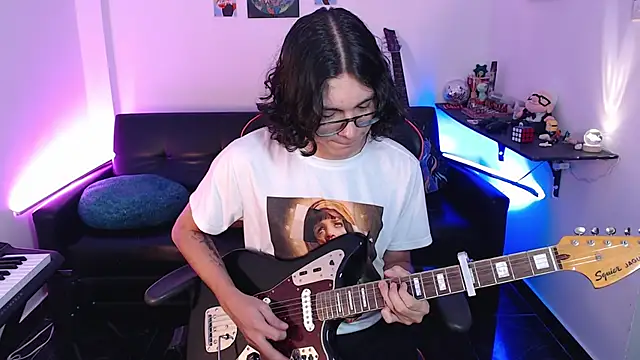 malik harrison   online show from 03.10.25