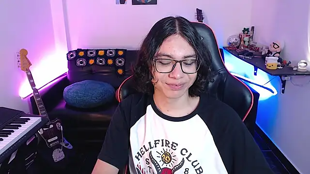 malik harrison   online show from 03.15.25