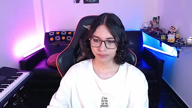 malik harrison   online show from 03.16.25