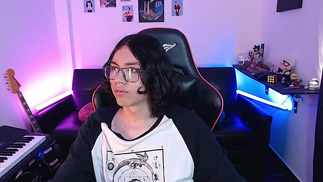 malik harrison   online show from 03.18.25