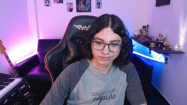 malik harrison   online show from 03.19.25