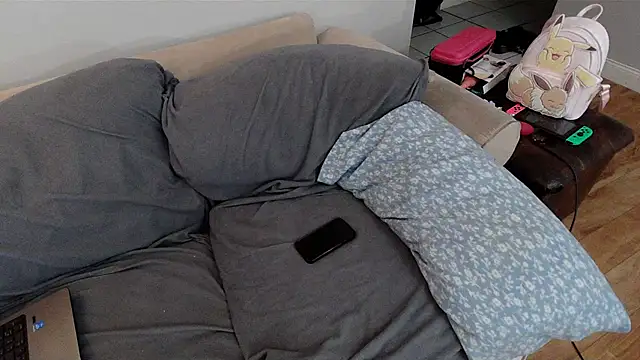 Snapshot of EmoDream1998 chatting on 03.12.25 EmoDream1998 online show from 03.12.25