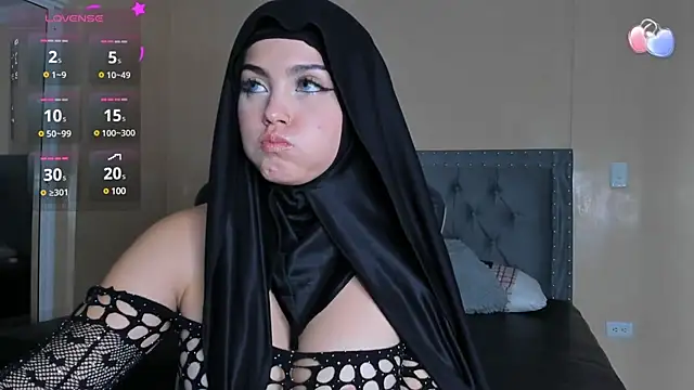 Snapshot of Bashira_Ahmad chatting on 02.05.25 Bashira Ahmad online show from 02.05.25