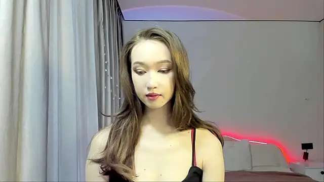  luna 022 online show from 02.13.25