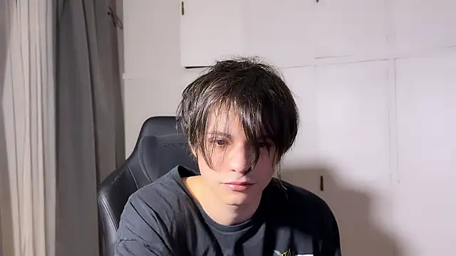 SasukeUhchiaa online show from 02.12.26