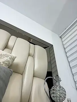 ALISSON FOXXX1 online show from 09.18.25