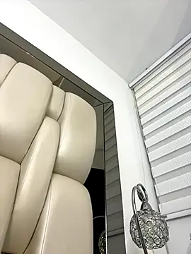 ALISSON FOXXX1 online show from 09.28.25