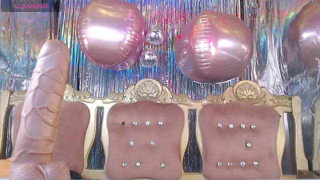 slutty hotwife online show from 04.14.26