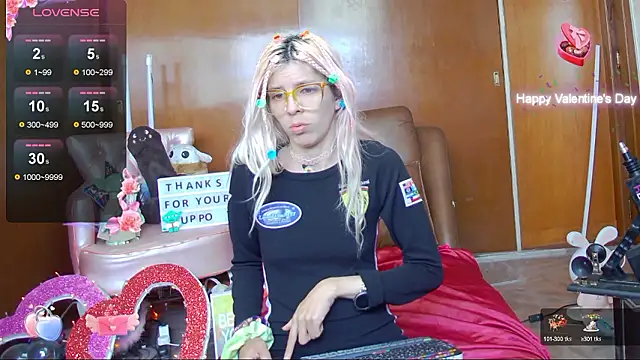 Skinygirl online show from 12.01.24