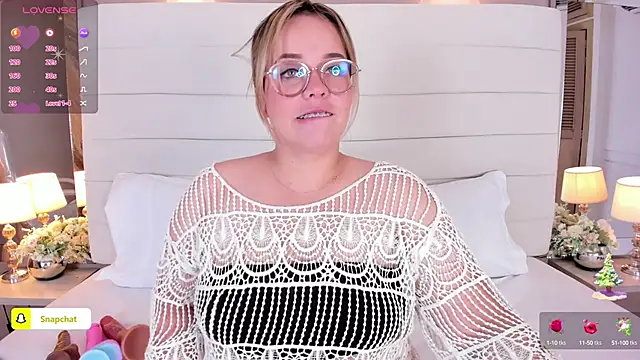 Charlotte93  online show from 01.20.25