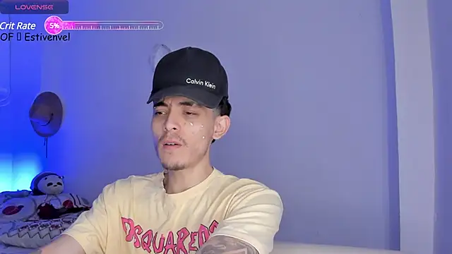 Snapshot of steve_latin chatting on 03.05.25 steve latin online show from 03.05.25