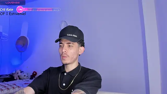 Snapshot of steve_latin chatting on 03.10.25 steve latin online show from 03.10.25