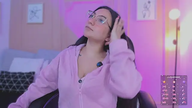 lucy neil online show from 02.20.26