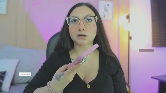 lucy neil online show from 04.08.26