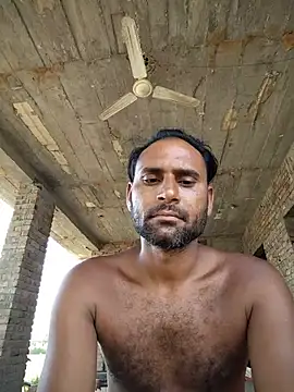 Snapshot of Maneeshpoppy chatting on 07.18.26 Maneeshpoppy online show from 07.18.26