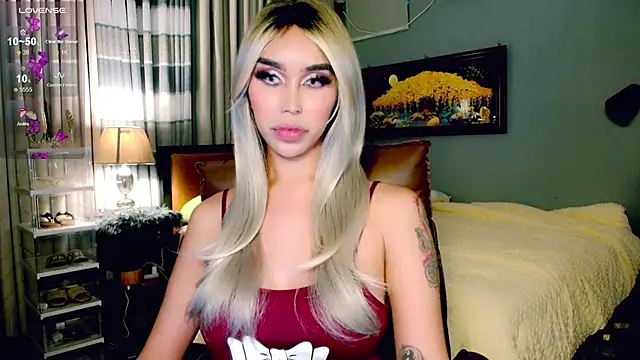 Snapshot of Hail_Ur_QueenJasmine chatting on 01.14.25 Hail Ur QueenJasmine online show from 01.14.25