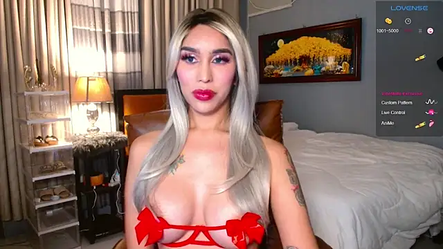 Snapshot of Hail_Ur_QueenJasmine chatting on 01.17.25 Hail Ur QueenJasmine online show from 01.17.25