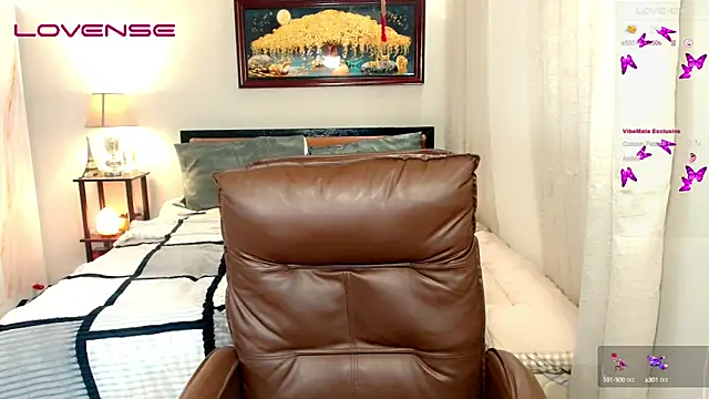 Snapshot of Hail_Ur_QueenJasmine chatting on 02.26.25 Hail Ur QueenJasmine online show from 02.26.25