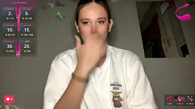 Snapshot of MeganTheRarest chatting on 06.29.26 MeganTheRarest online show from 06.29.26