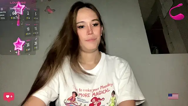Snapshot of MeganTheRarest chatting on 07.15.26 MeganTheRarest online show from 07.15.26