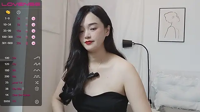 QiuPeiPeimmm online show from 12.04.24