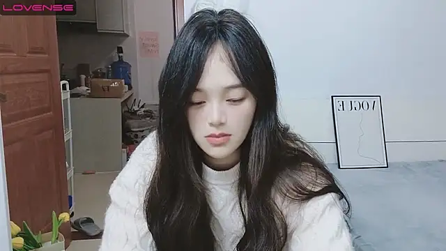 QiuPeiPeimmm online show from 02.28.25