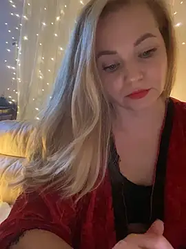 Lady  Maria online show from 12.30.24