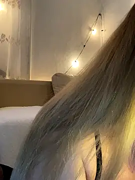 Lady  Maria online show from 11.11.25